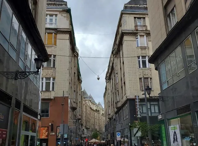 Walking Street-t Budapesta