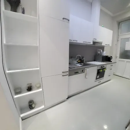 Walking Street-t Apartment